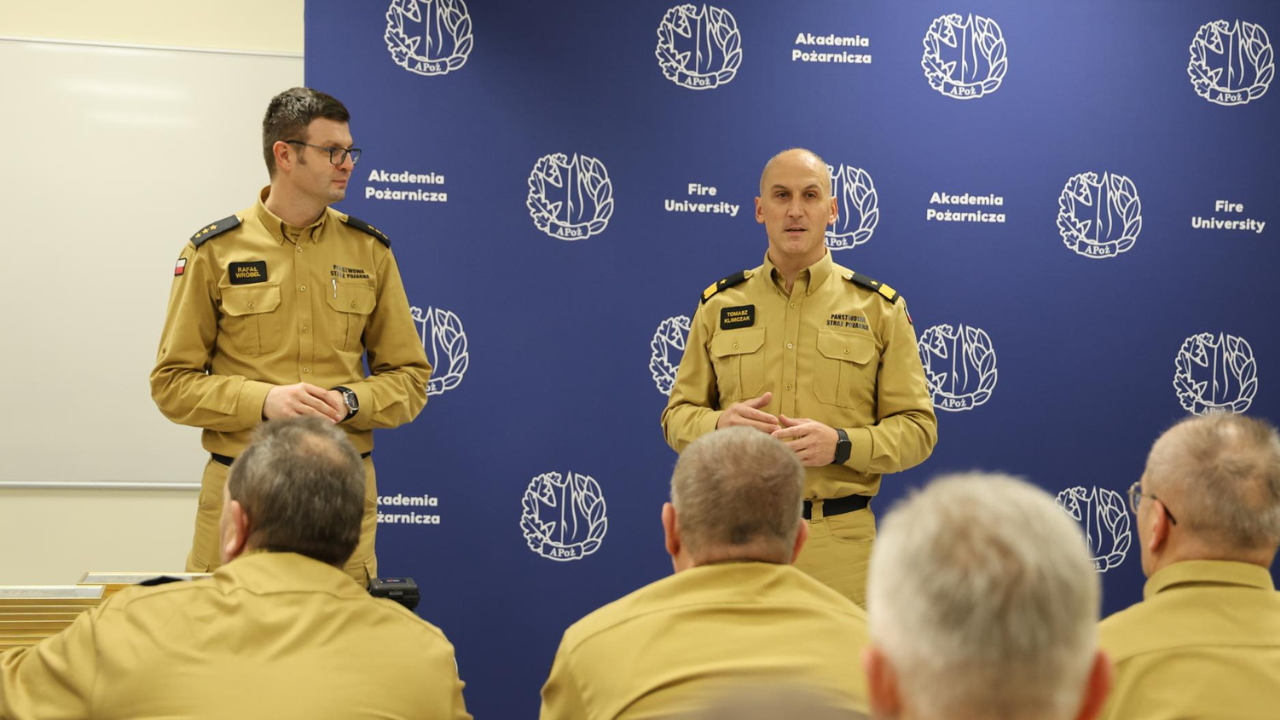 Zakończenie ósmej edycji szkolenia z zakresu ochrony ludności i obrony cywilnej dla kardy kierowniczej PSP