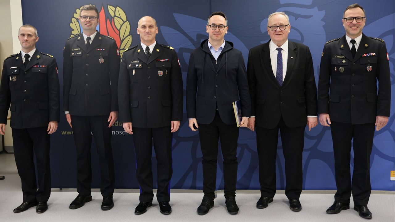 Zakończenie Wyższego Kursu Ochrony Ludności dla osób pełniących funkcję ministrów, sekretarzy stanu, podsekretarzy stanu i kierowników urzędów centralnych (WKOL-C)