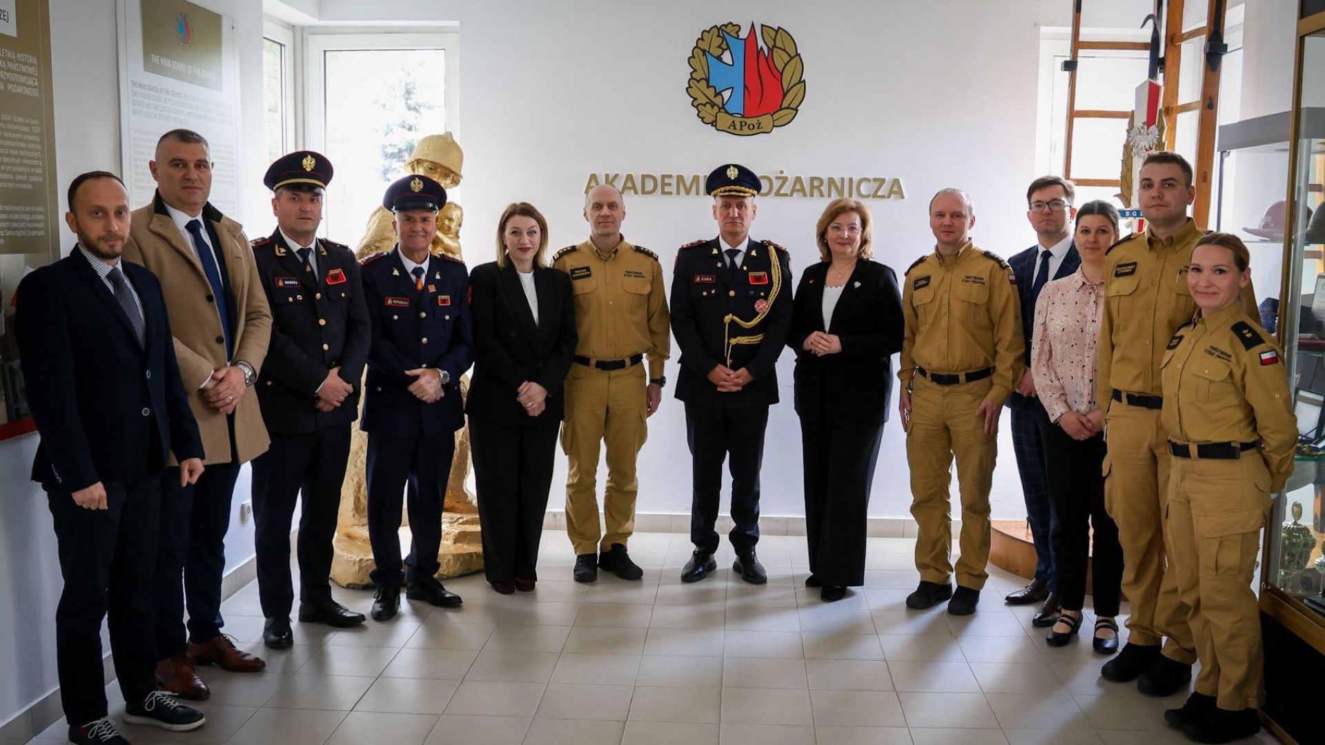 Today, the Fire University had the honour of hosting a delegation from the Republic of Albania, led by H.E. Ambassador Mimoza Halimi and the Director General of Fire Protection and Rescue Services, Gen. Arben Cara
