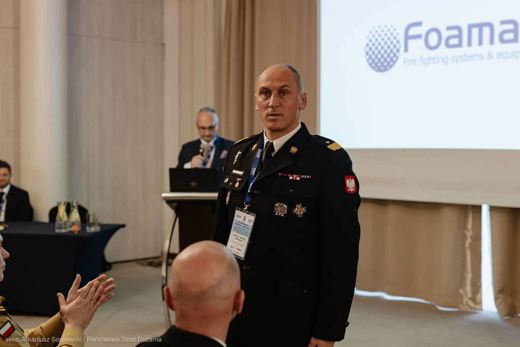 IX Konferencji Naukowo-Technicznej „Ochrona przeciwpożarowa obiektów budowlanych ze szczególnym uwzględnieniem bezpieczeństwa ekip ratowniczych”